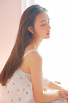 晚上爷爷总是压在妈妈肚子上睡觉